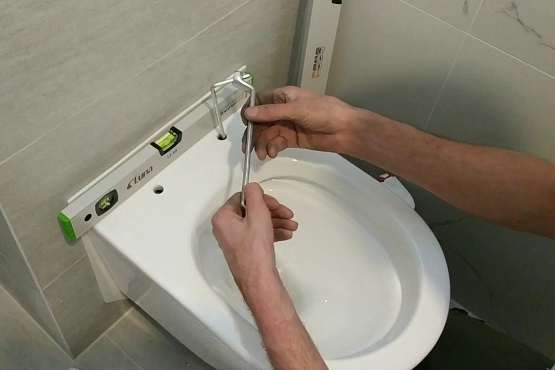Inlocuire reparatie, montaj wc suspendat Bucuresti